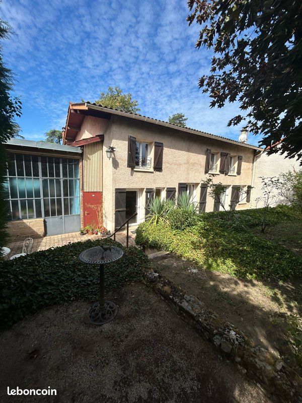 Maison 5 pièces 120 m² · à Chasselay · 120 m² · 495 000 €
