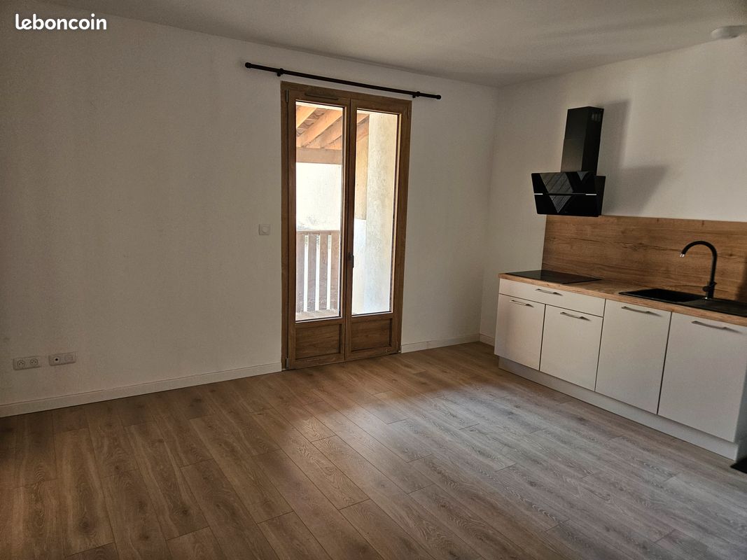 Appartement 2 pièces 42 m² · à Gaillac · 42,3 m² · 573 €/mois