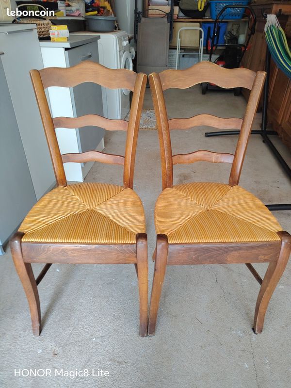 Lot de chaises (image 1)