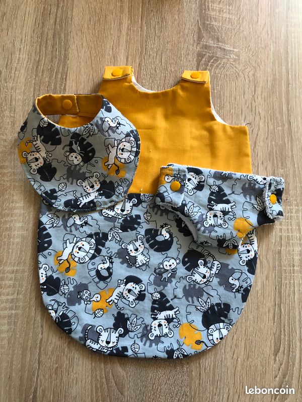 Lot accessoires pour poupons (grand modèle) (image 1)