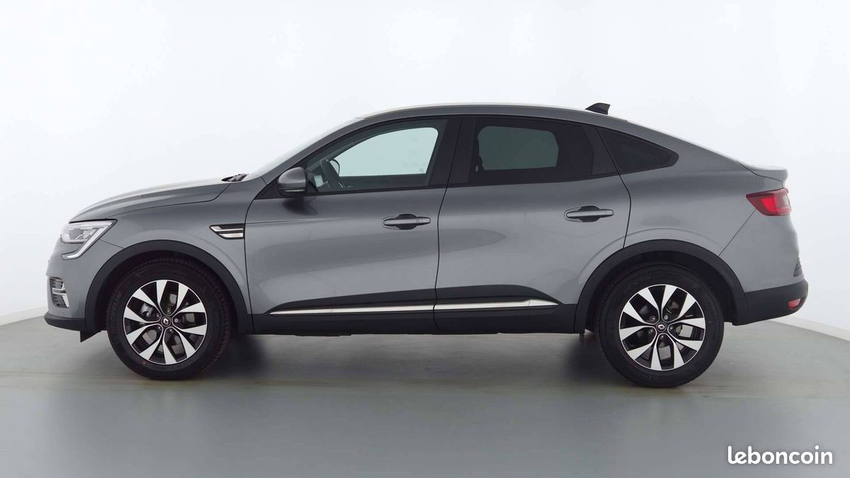 Renault arkana e tech 145 business (image 4)
