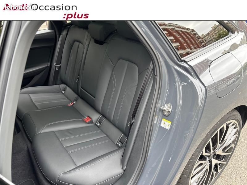 Audi A5 Avant 2.0 e-hybrid 299ch S line quattro S tronic 7 (image 11)
