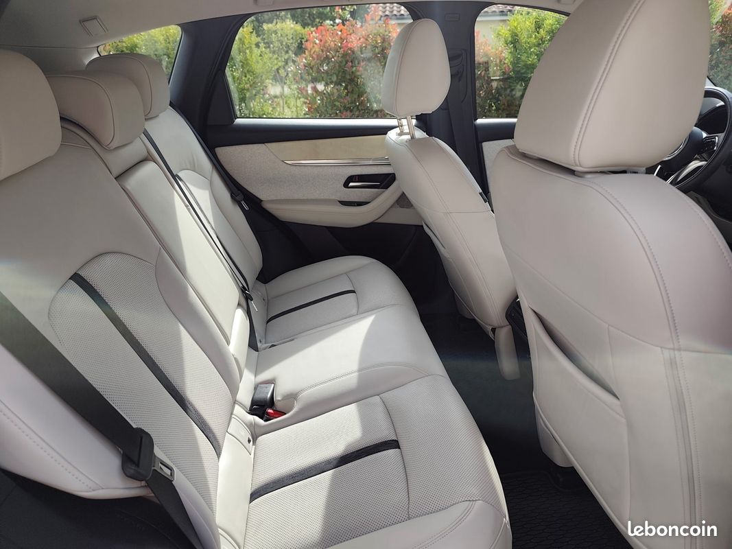 MAZDA CX-60 TAKUMI PHEV 327ch AWD BVA | Toit ouvrant • Cuir Nappa Blanc • Caméra 360° • 2ème main (image 18)