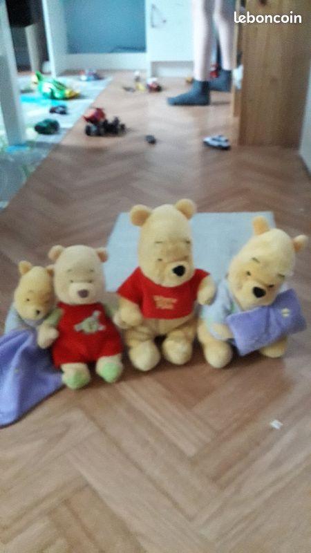Lot de 4 peluches winnie (image 1)