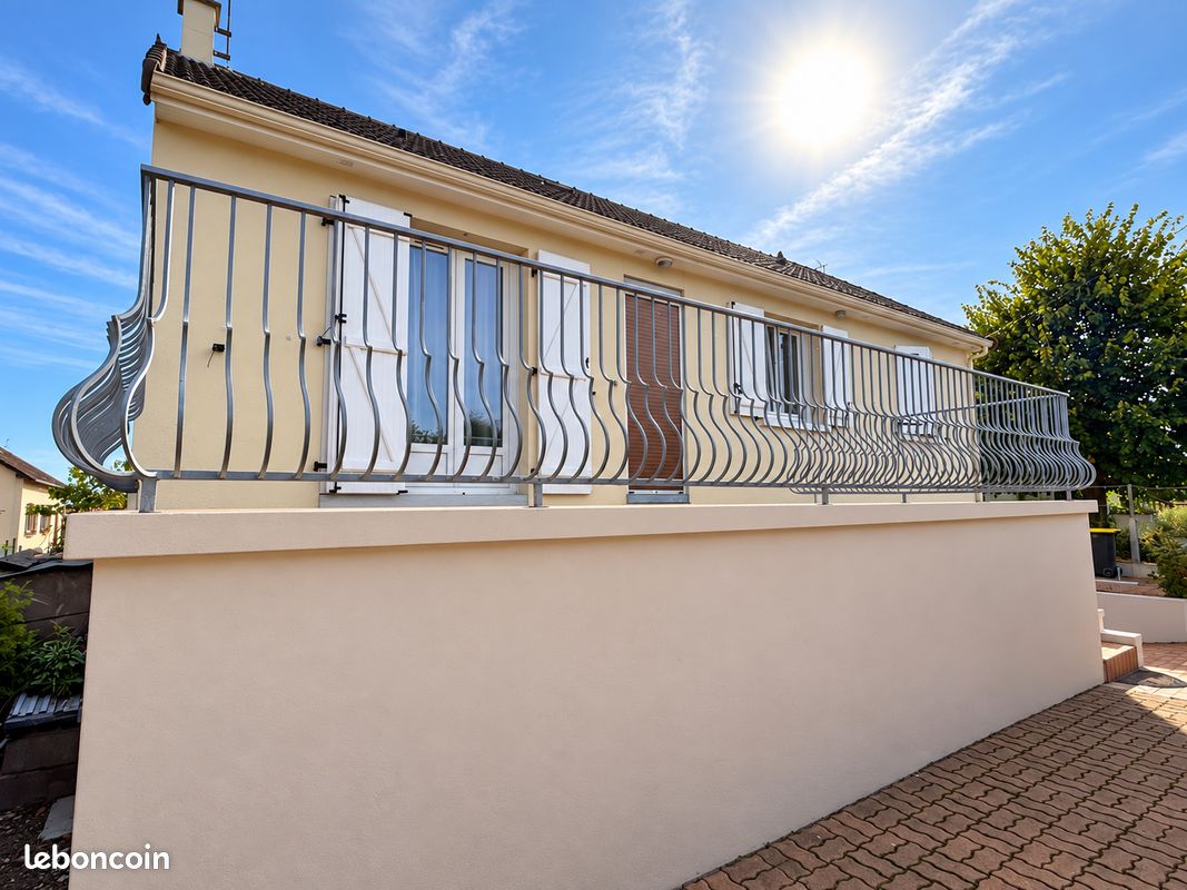 Maison 7 pièces 96 m² · à La Bazoge · 96 m² · 175 500 €