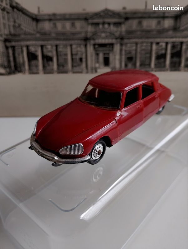 Norev Daffodil N°31 – Miniature 1/43, Voiture Ancienne Plastique (occasion)
