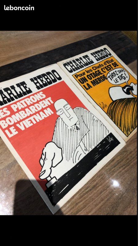 Lot 2 Charlie Hebdo comme neuf (image 1)