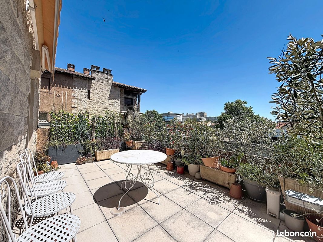 Appartement 3 pièces 105 m² · à Avignon · 105 m² · 403 000 €