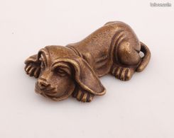 STATUETTE BRONZE CHIEN COUCHE laiton (image 1)