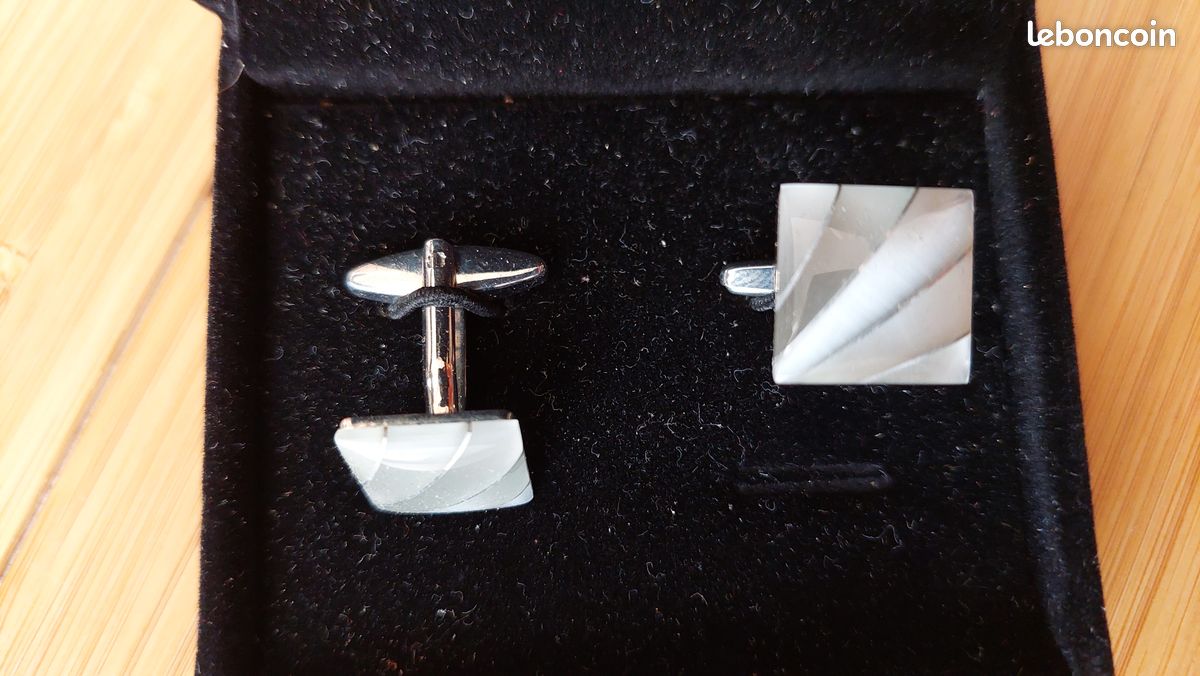 Bouton de manchettes ivoire (image 1)