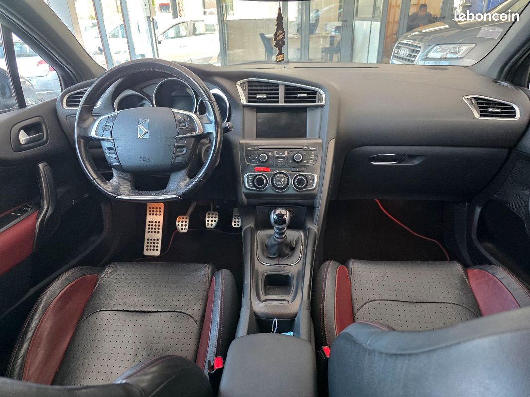 Citroen ds4 1.6 thp 200ch sport chic annee 2011 91000km (image 9)