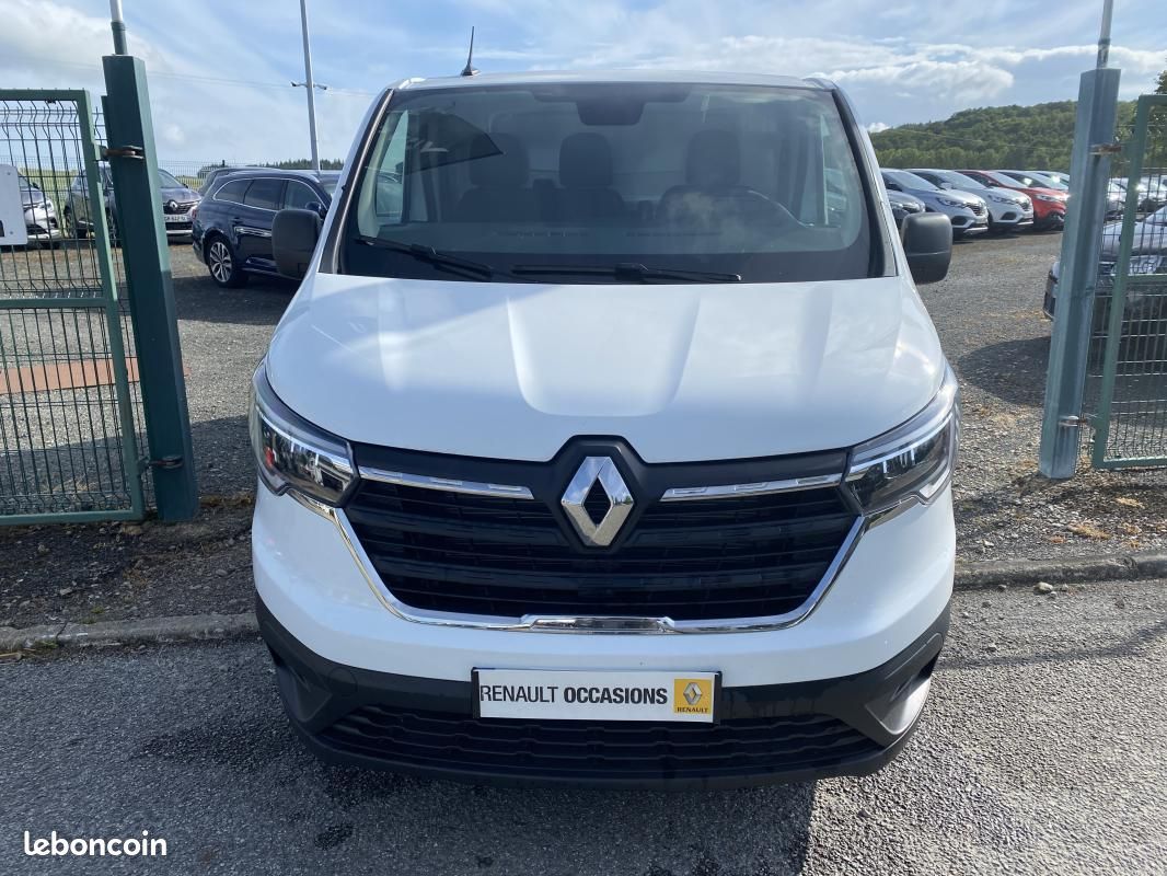 Renault Trafic III L1H1 3T BLUE DCI 150 CONFORT (image 5)