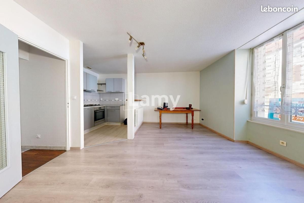 Appartement 3 pièces 59 m² · à Port-sur-Saône · 59 m² · 52 000 €