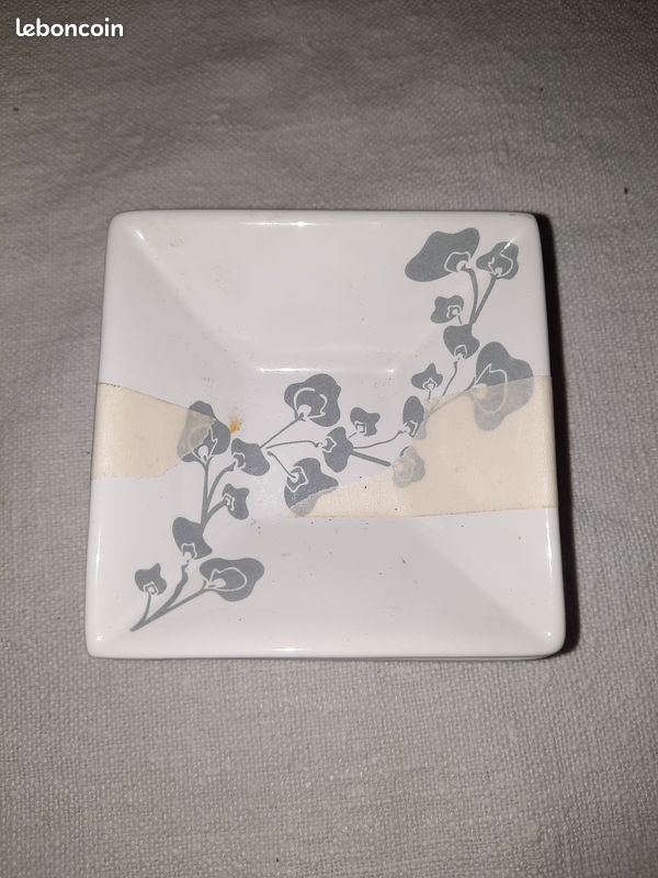 4 petites coupelles (image 2)