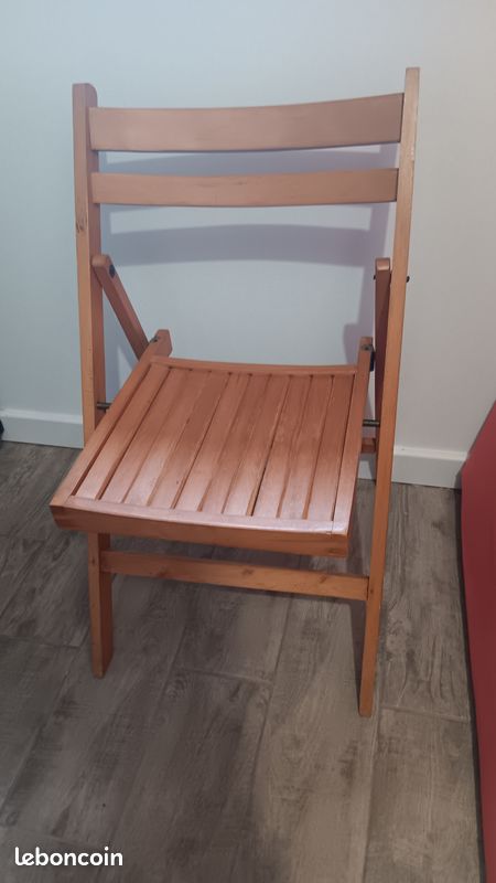 Chaise pliante bois (image 1)