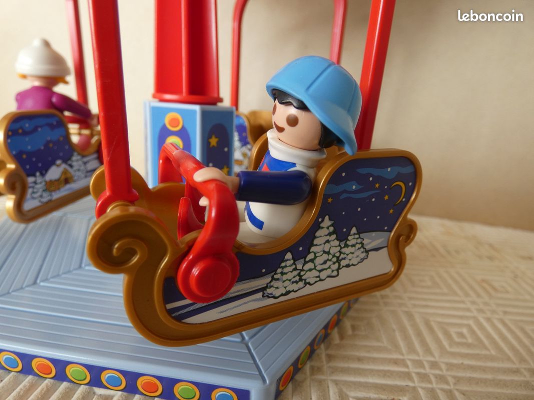 Manège de Noël 4888 Playmobil 2010 (image 7)