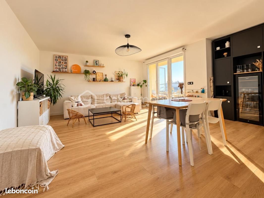 Appartement 4 pièces 99 m² · à Brétigny-sur-Orge · 99 m² · 299 000 €