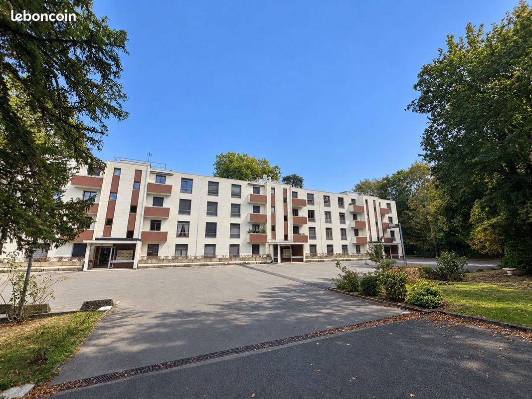 Appartement 1 pièce 20 m² · à Orléans · 20 m² · 580 €/mois