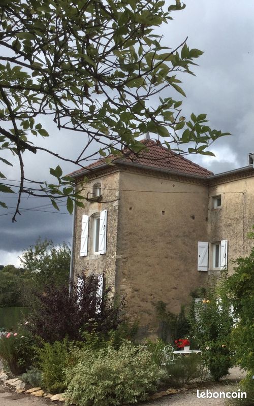 Maison 7 pièces 195 m² · à Rouvres-la-Chétive · 195 m² · 250 000 €
