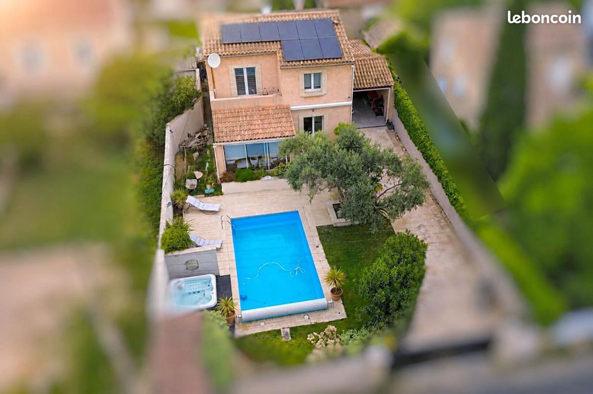 Maison 4 pièces 117 m² · à Carpentras · 117 m² · 359 000 €