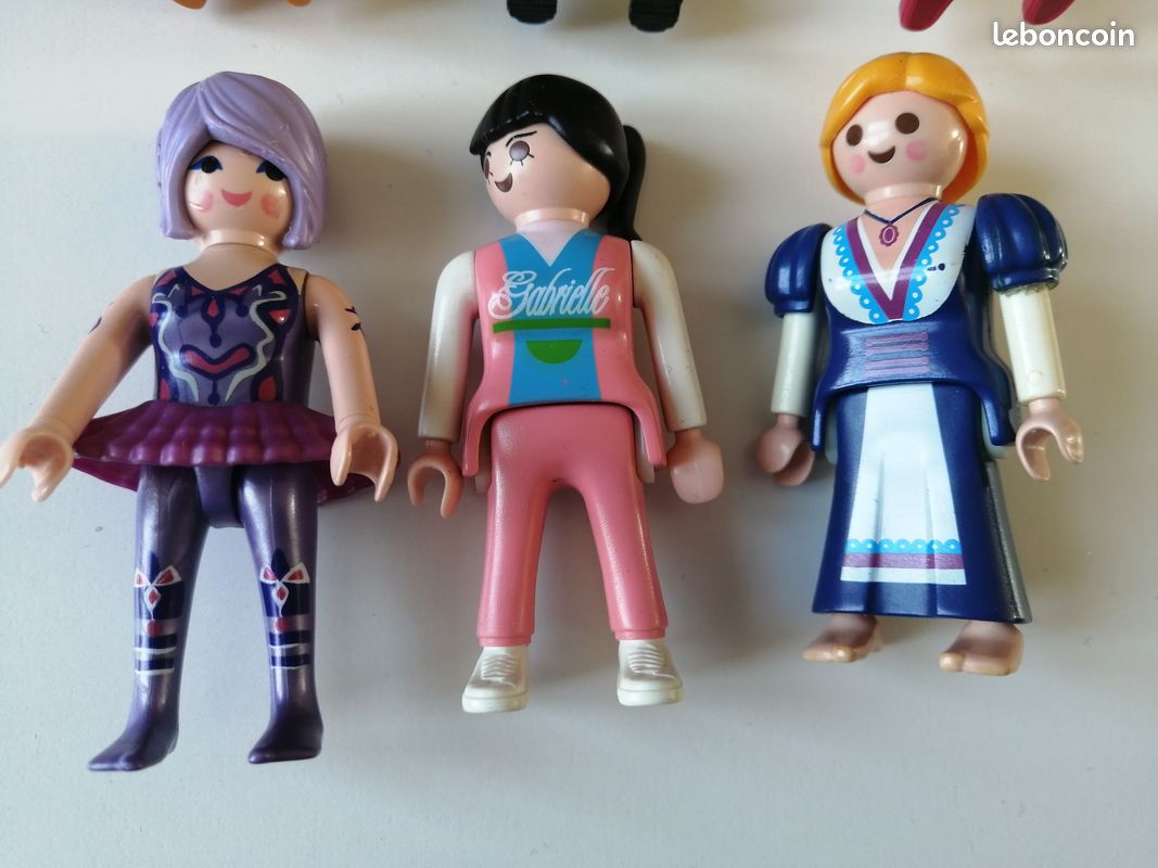 Figurines femme playmobil (image 2)