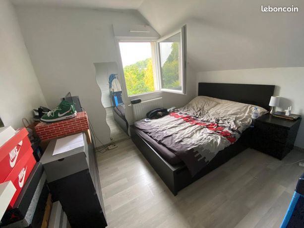 https://img.leboncoin.fr/api/v1/lbcpb1/images/d0/0b/1c/d00b1c792c6939386db1e07be24462ede94ba967.jpg?rule=ad-image