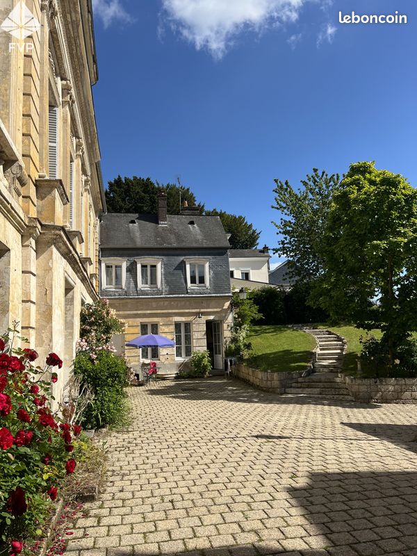 Maison 11 pièces 277 m² (image 4)