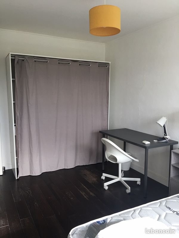 Appartement 4 pièces 77 m² · à Oullins-Pierre-Bénite · 77 m² · 580 €/mois
