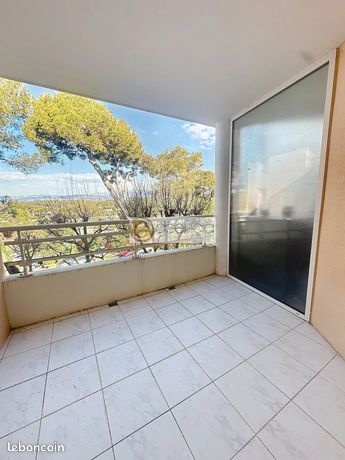 Studio 1 pièce 20 m²