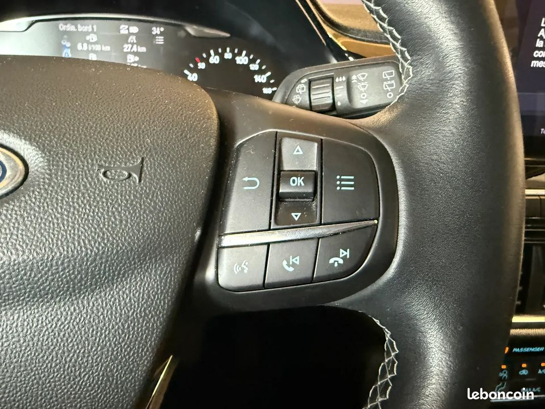 FORD Fiesta 1.0 100ch Titanium - 2019 - Suivi complet - CARPLAY - Bon état général (image 28)