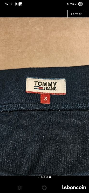 Jupe tommy jeans taille S en bon état (image 9)