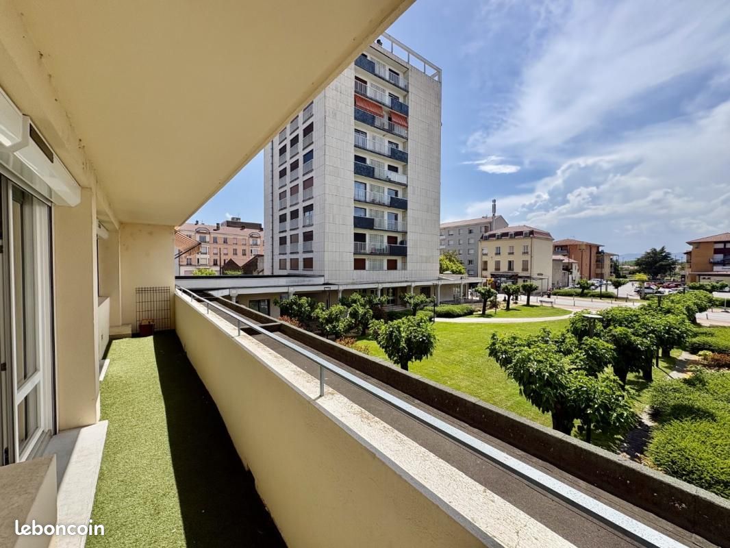 Appartement 1 pièce 31 m² · au Coteau · 31 m² · 410 €/mois