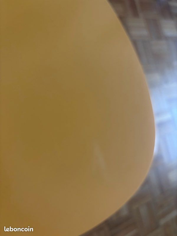 Tables basses scandinaves jaune et blanche (image 5)