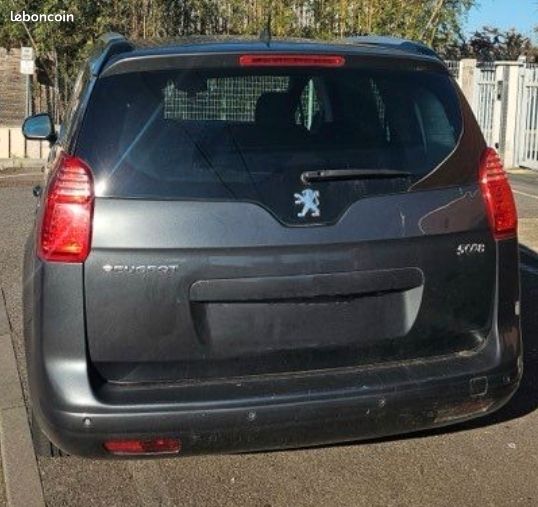 Peugeot 5008 1.6 Hdi (image 2)