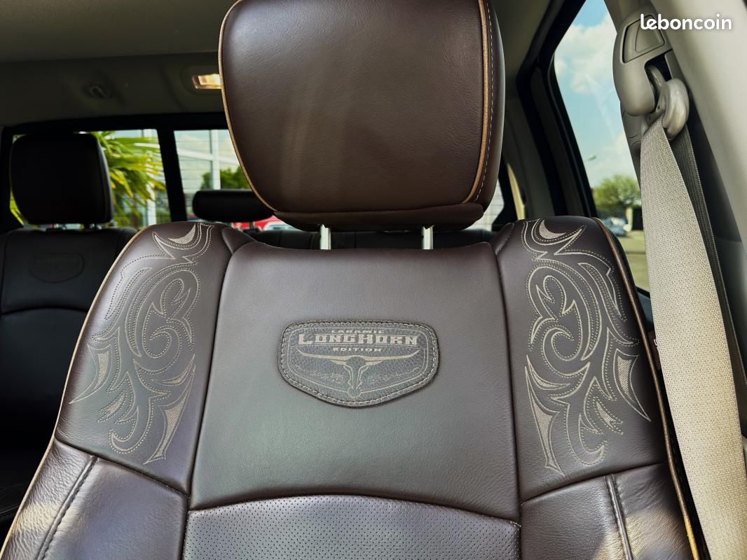 Dodge Ram 1500 V8 5.7l LARAMIE Long Horn Edition (image 24)