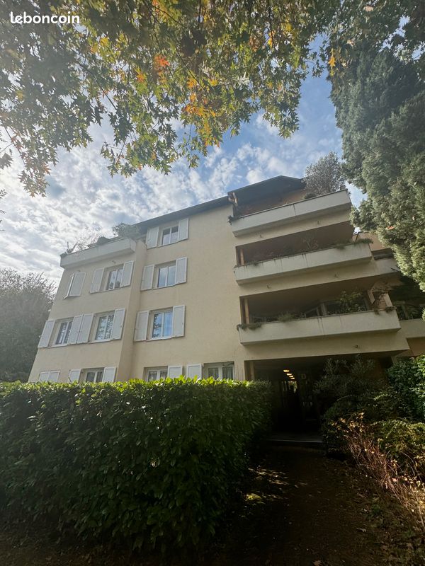 Appartement 4 pièces 102 m² · à Dardilly · 101,6 m² · 1 310 €