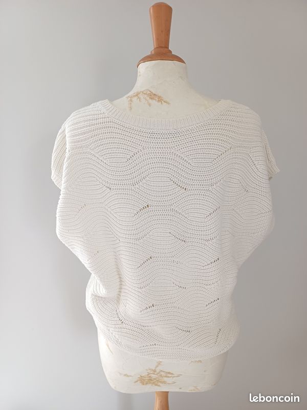Pull sans manche blanc cassé (image 4)