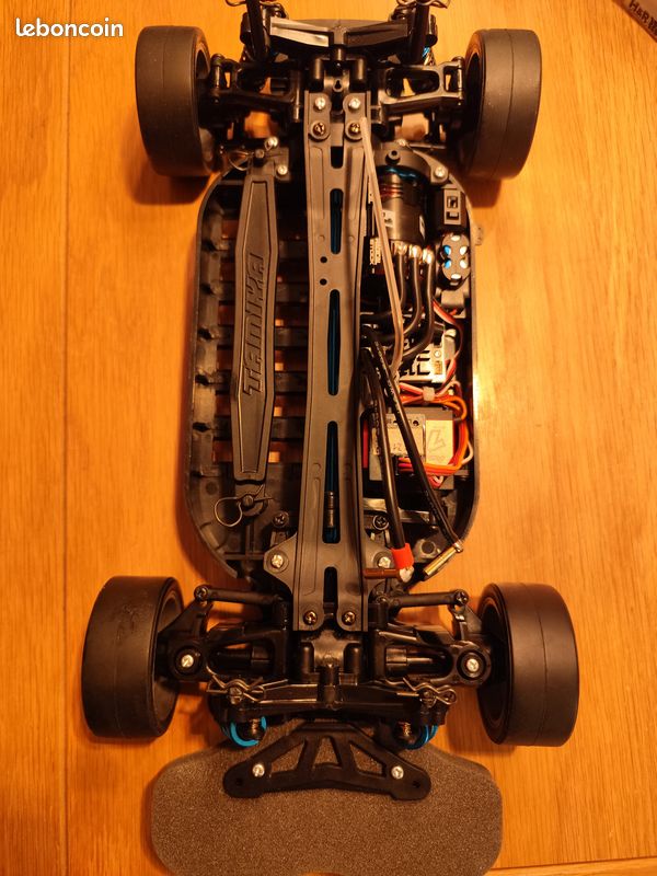 Tamiya TT-01 chassis type E Mercedes CLK-GTR (image 2)