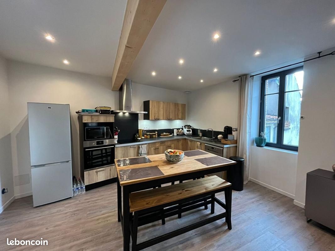 Appartement 3 pièces 101 m² · à Saint-Papoul · 101 m² · 715 €