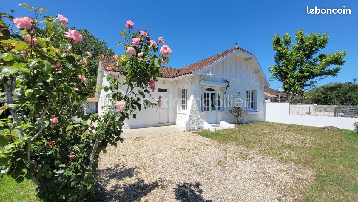 Maison 5 pièces 102 m² · à La Roche-Chalais · 102 m² · 160 000 €