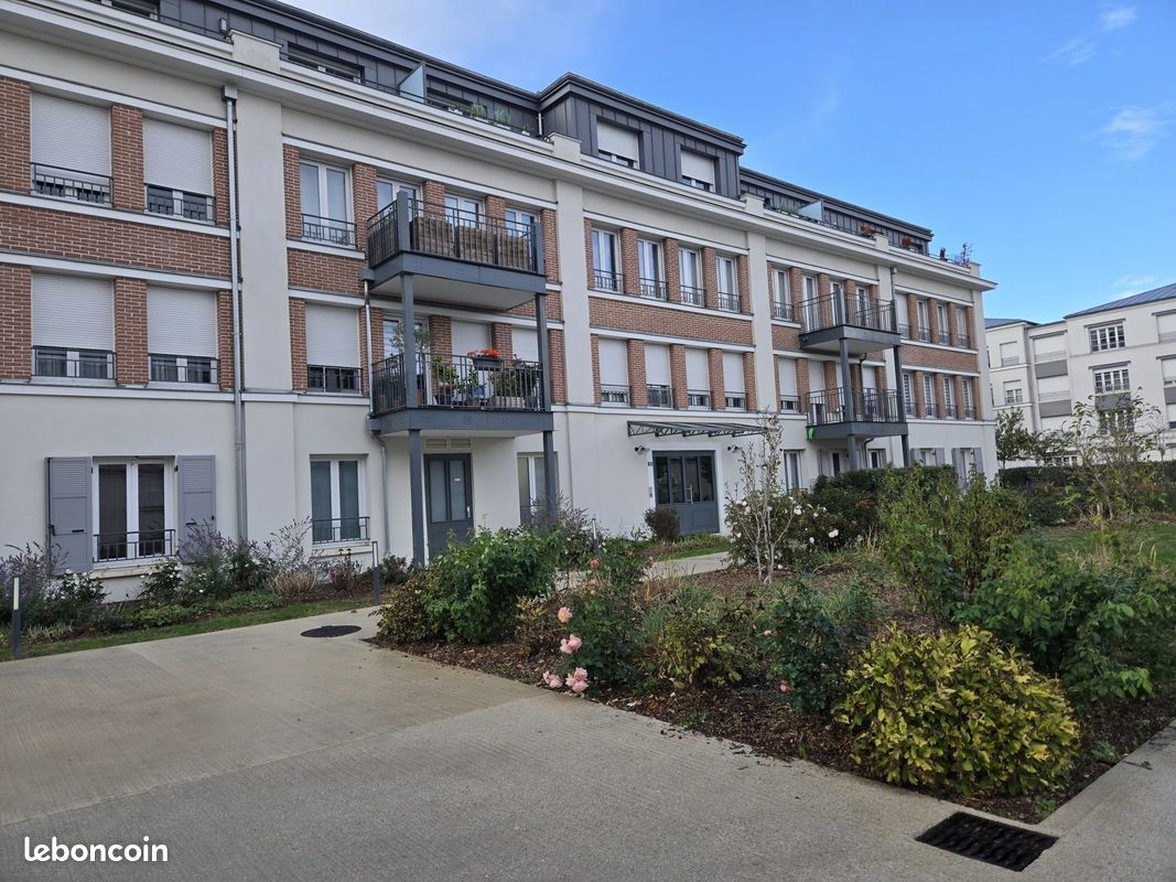 Appartement 2 pièces 45 m² · à Serris · 45 m² · 1 009 €/mois