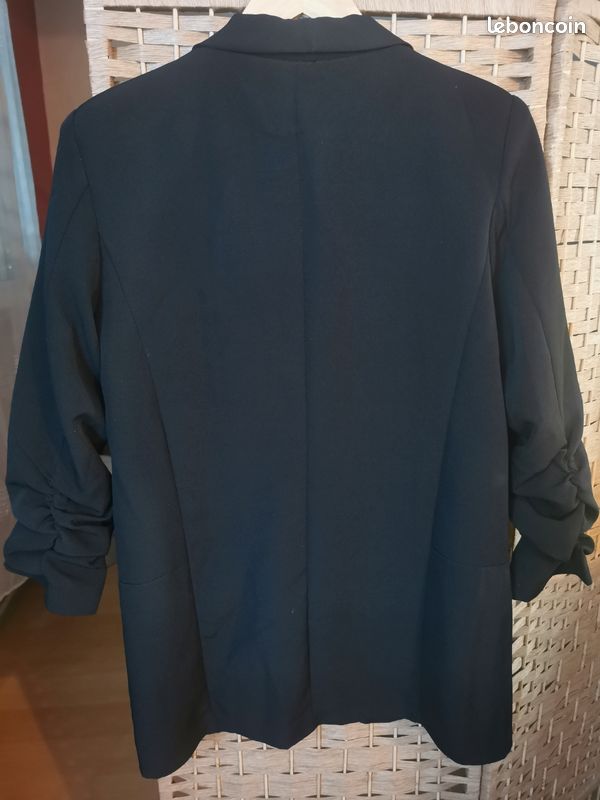 Blazer (image 2)