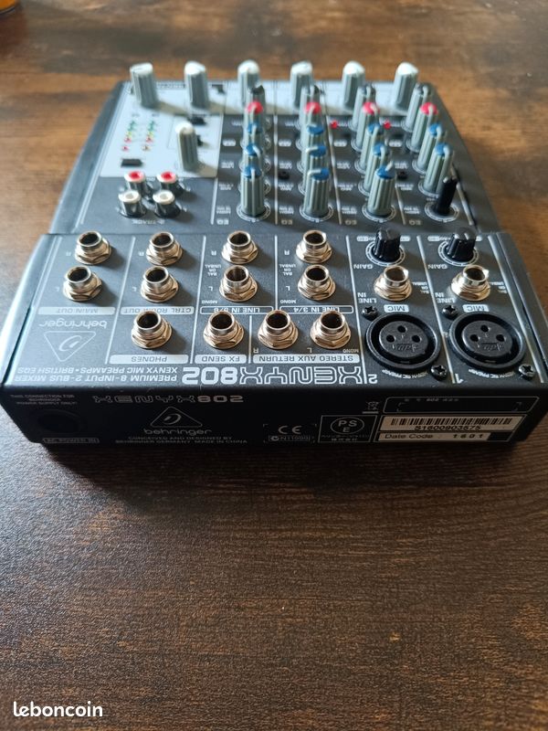 Table de mixage behringer xenyx 802 (image 2)