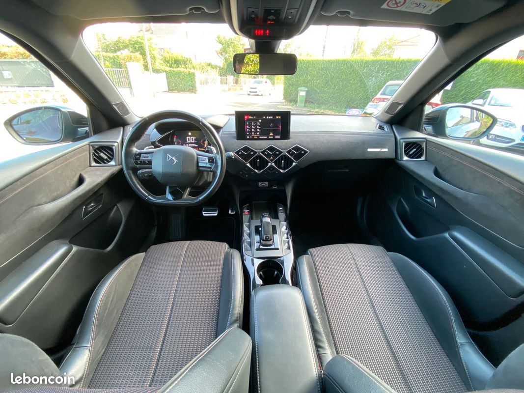 DS DS3 Crossback Performance Line 1.2 THP Puretech EAT8 131 cv Boîte auto (image 10)