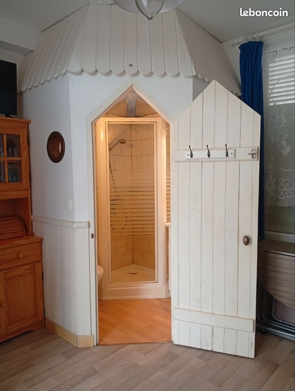 A louer studio meublée à Villers sur Mer (image 3)