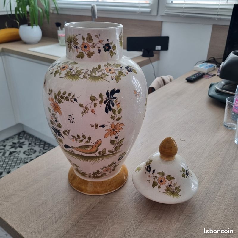 Pot avec couvercle (image 2)