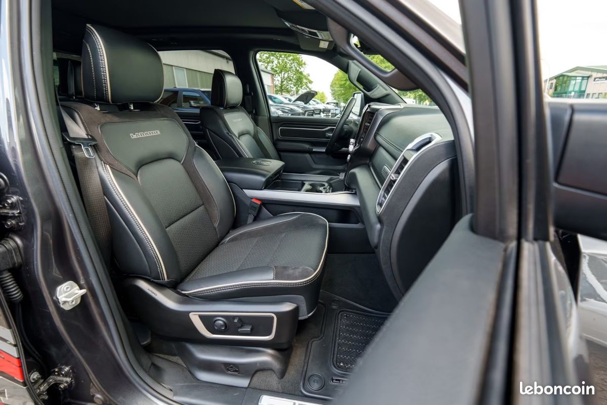 Dodge RAM 1500 Laramie eTorque GPL 5.7 V8 HEMI 401 ch 4x4 – Harman Kardon – Pano – 360° (image 25)