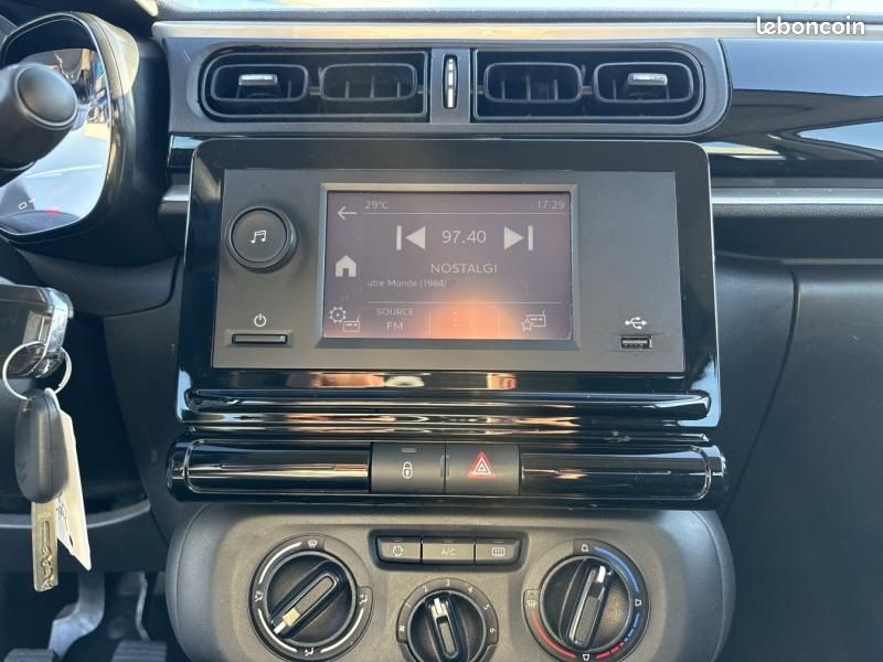 Citroen C3 1.2 PureTech 83ch S&S Feel 122-123g (image 19)