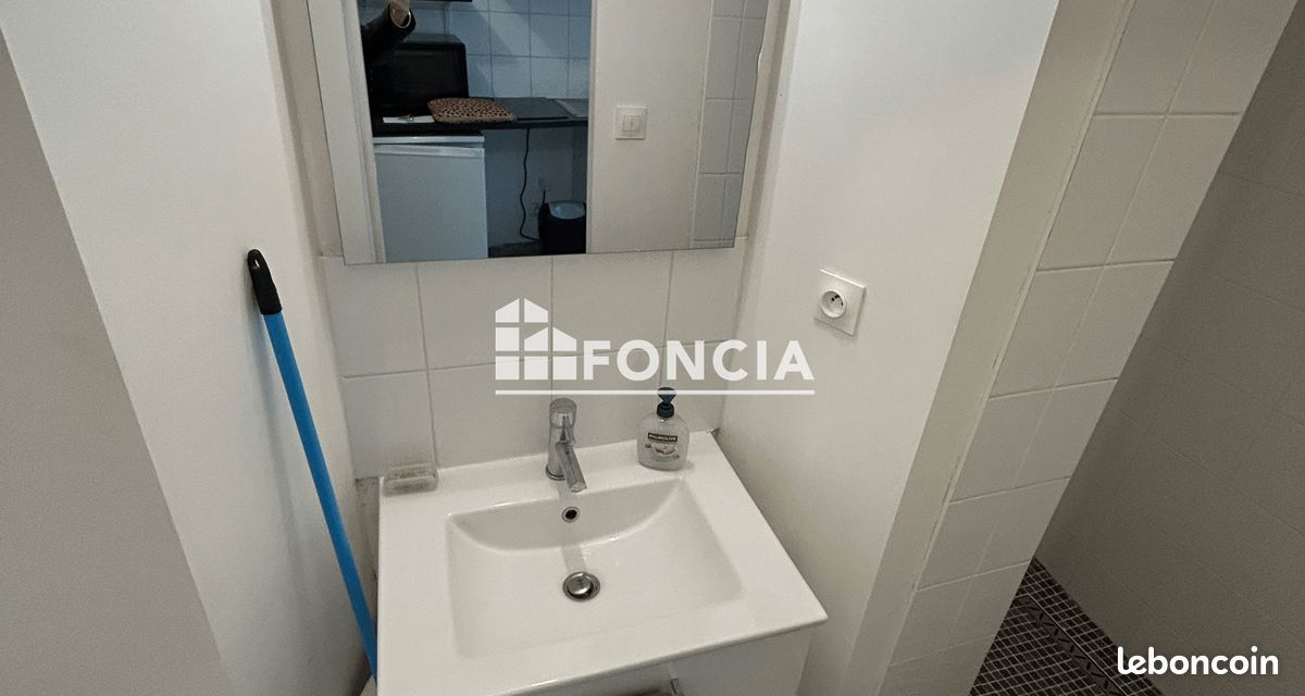 Appartement 1 pièce 12 m² · à Fontainebleau · 12 m² · 430 €/mois