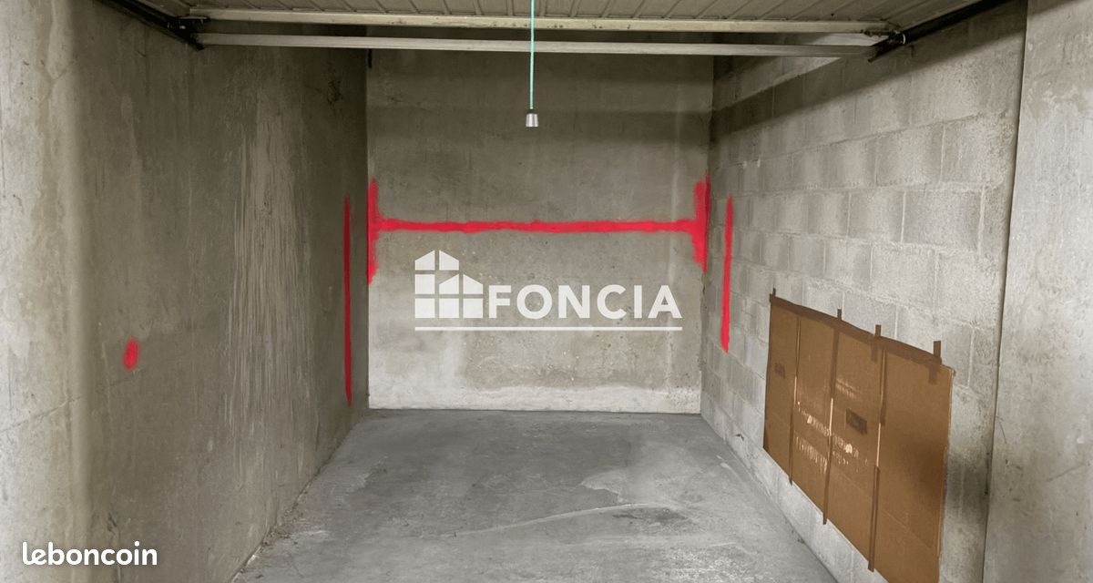 Parking 14 m² · à Lyon · 14 m² · 23 000 €